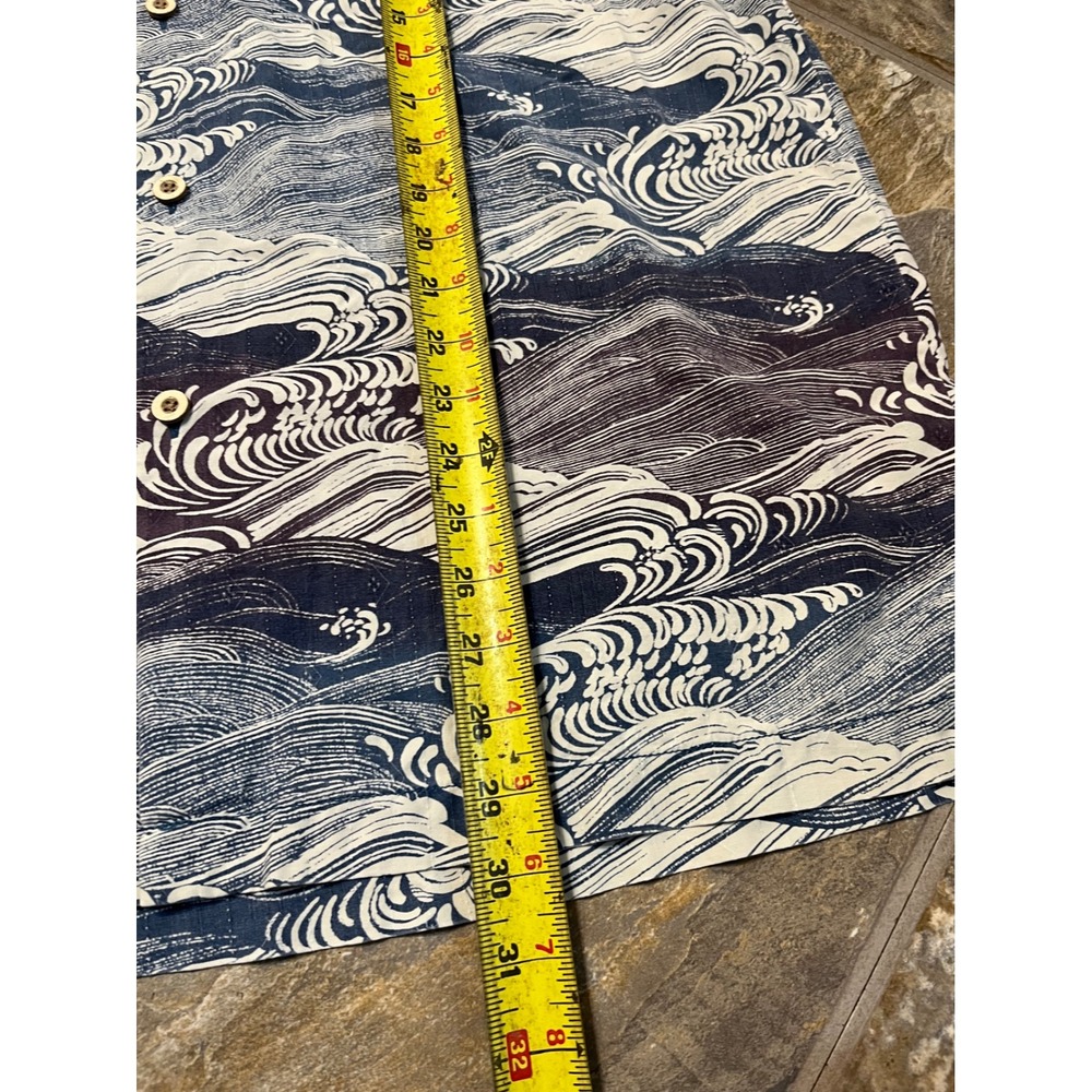 Tommy Bahama Silk Shirt Mens Large Blue Wave Print Short Sleeve Camp - Picture 6 of 6